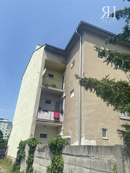 PRENÁJOM: 2 izbového bytu 80 m2 - Piaristická 3