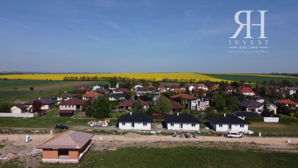 NA PREDAJ rodinné domy (bungalovy)- IBV Magdalena  JELŠOVCE