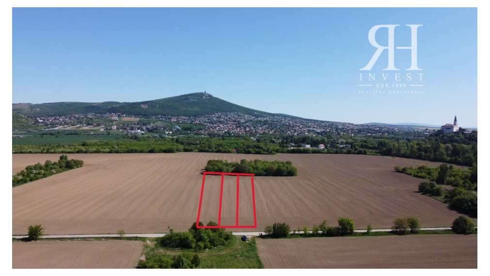 Investičné stavebné pozemky v k.ú. Zobor na predaj Vodná ulica