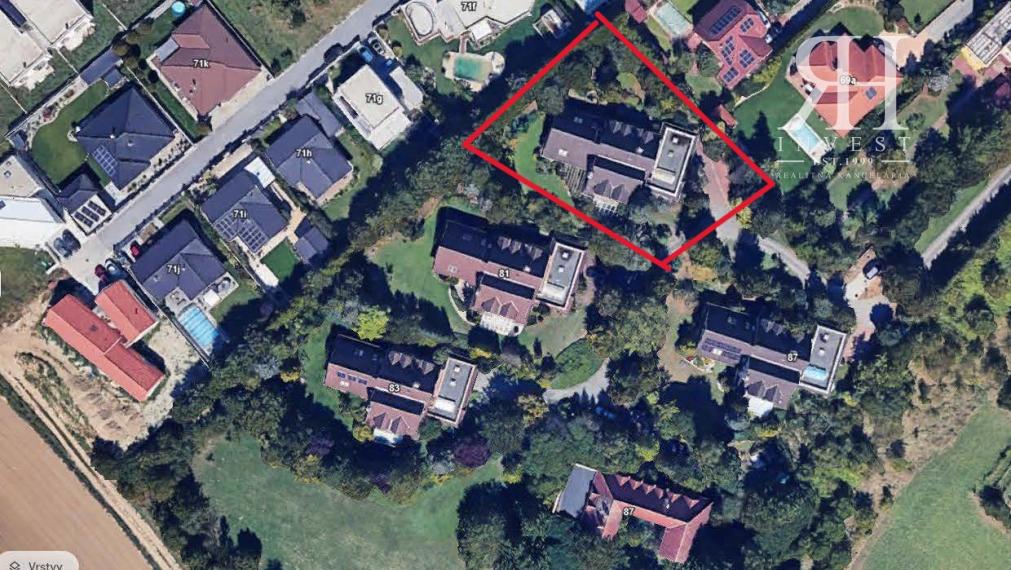 NA PREDAJ luxusná VILA na Hornočermánskej ulici  NITRA