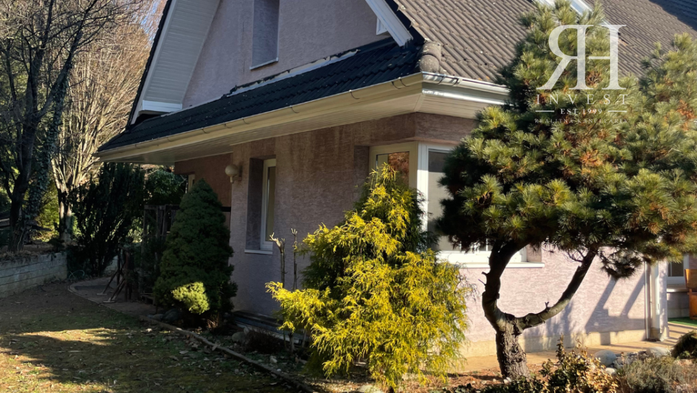 NA PREDAJ luxusná VILA na Hornočermánskej ulici  NITRA