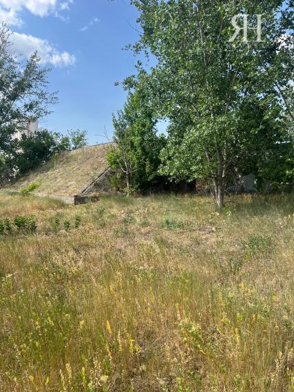 ELADÓ csarnokok telekkel és borospincével Csongrad/Bokros