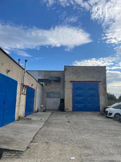 PRENÁJOM hál/vonkajších plôch / lakovne - LUKOV DVOR