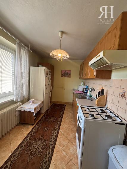 2 izbový byt na PREDAJ- roh Staničnej a Štefánikovej ul.