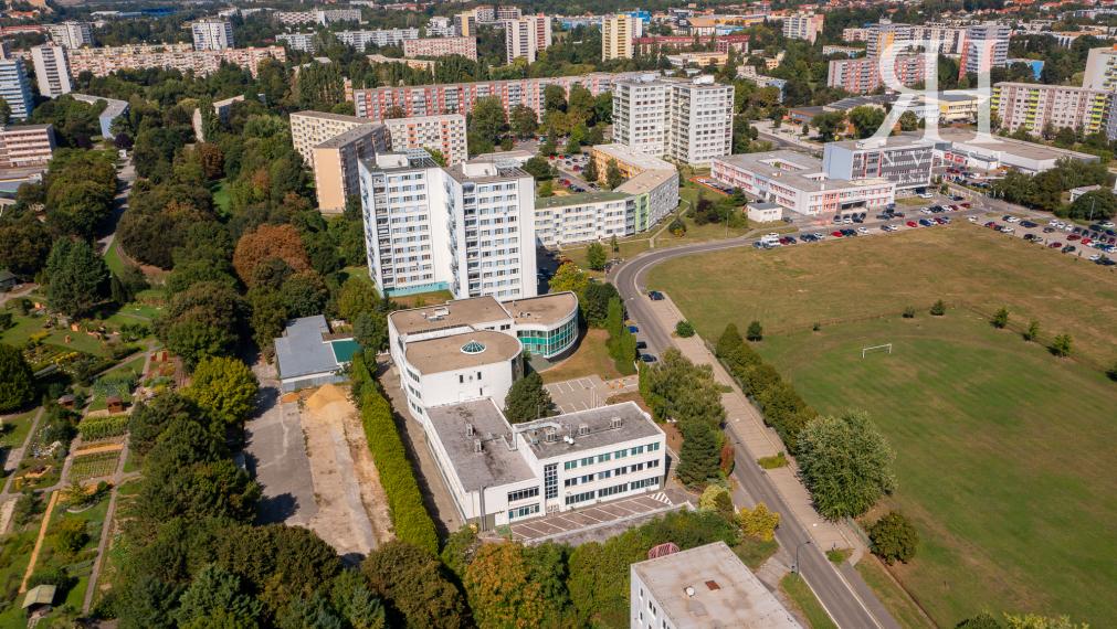 na predaj administratívna budova Eustream na Vihorlatskej ul v Nitre