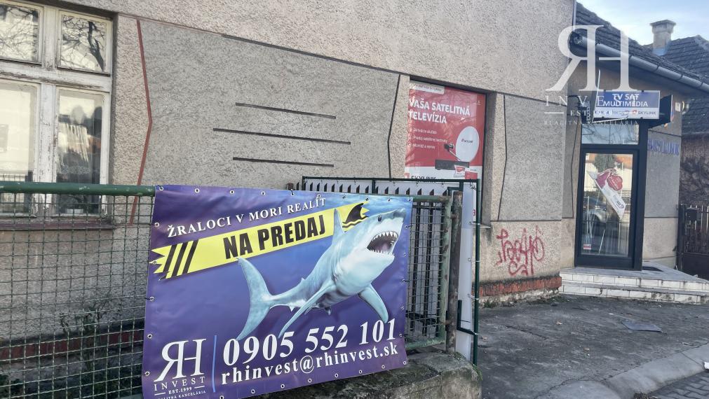 Na predaj 4- izbový podkrovný RODINNÝ dom na ul. Fraňa Mojtu v Nitre