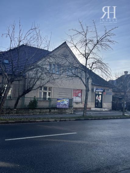 Na predaj 4- izbový podkrovný RODINNÝ dom na ul. Fraňa Mojtu v Nitre