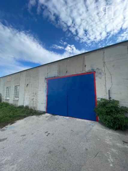 PRENÁJOM hál/vonkajších plôch / lakovne - LUKOV DVOR