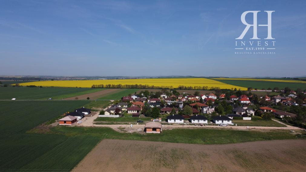 NA PREDAJ bungalovy - JELŠOVCE a MERAŠICE