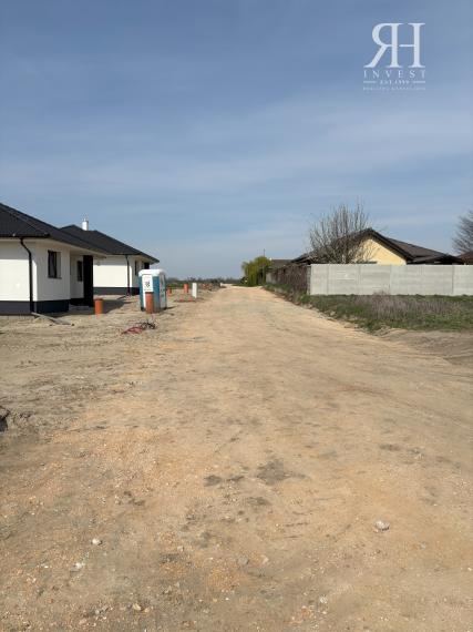 NA PREDAJ bungalovy - JELŠOVCE a MERAŠICE