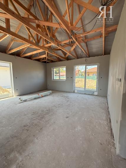 NA PREDAJ bungalovy - JELŠOVCE a MERAŠICE