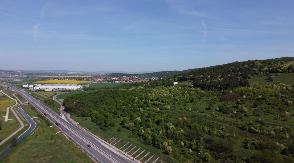 Investičné stavebné pozemky v k.ú. ZOBOR Lupka NA PREDAJ