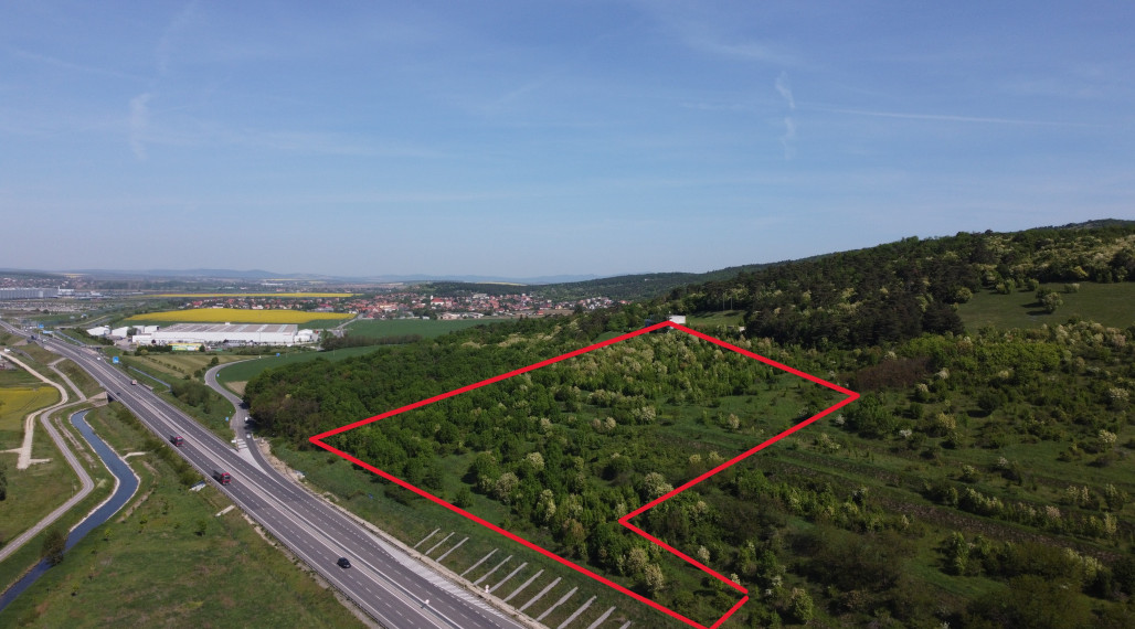 ZOBOR-LUPKA na predaj investičné stavebné pozemky