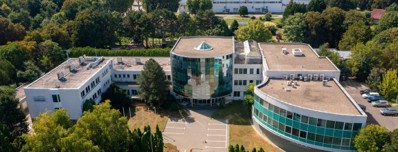NA PREDAJ administratívna budova Eustream - Vihorlatská ulica Nitra