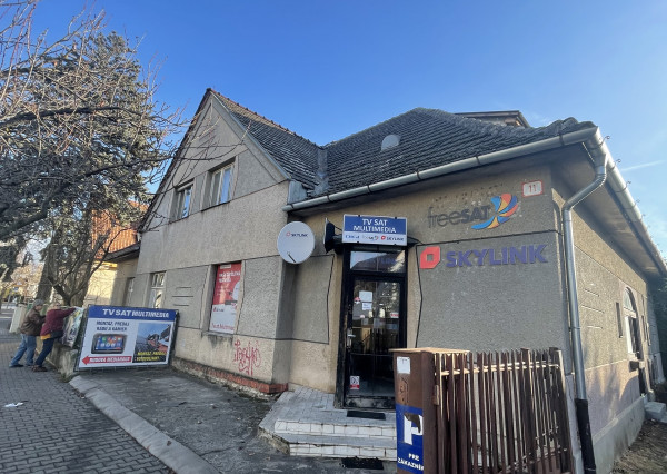 4- izbový podkrovný RODINNÝ dom na ul. Fraňa Mojtu v Nitre NA PREDAJ