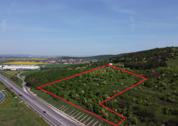 ZOBOR-LUPKA na predaj investičné stavebné pozemky