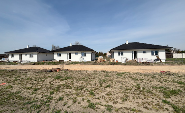 NA PREDAJ bungalovy - JELŠOVCE a MERAŠICE - fotografia 10