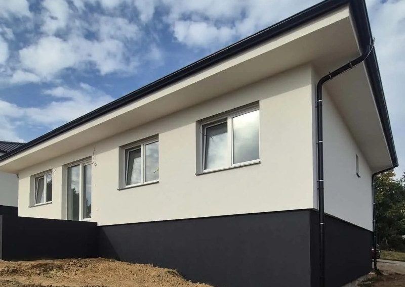bungalov na predaj Merašice